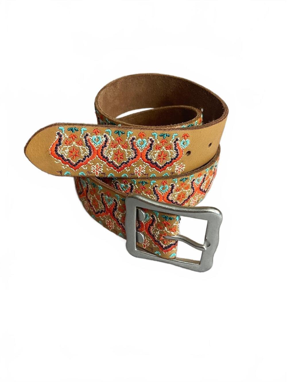 Lucky Brand leather embroidered belt XL